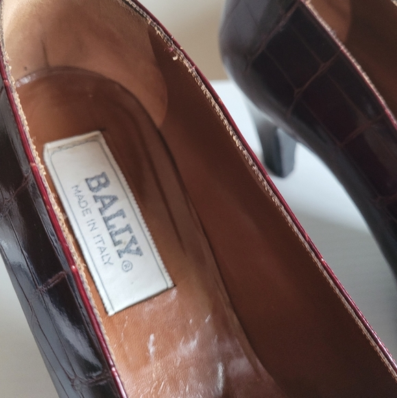 Bally croc embossed burgundy court heels vintage designer heels - Picture 7 of 16